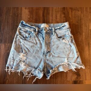 Light washed distressed denim shorts sizes Abercrombie & Fitch Mom Short
